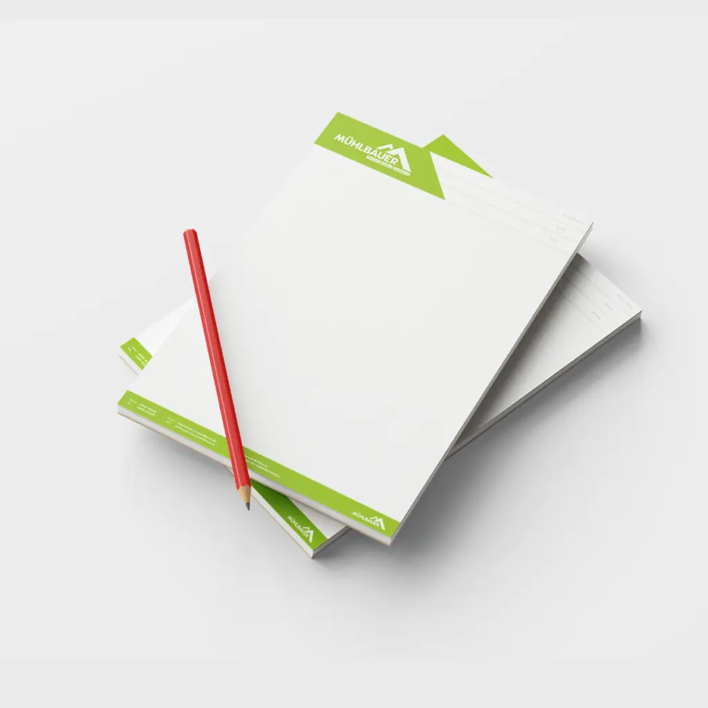 Design und Bestellung eines DIN A4 Schreibblocks.